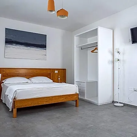 Bed & Breakfast A Est