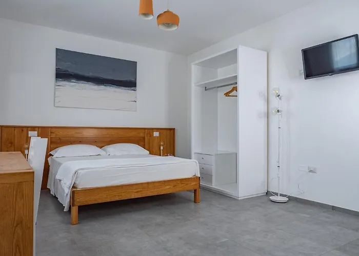 A Est Oda ve Kahvaltı 3*