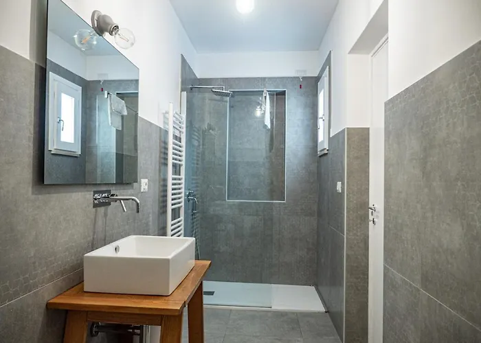 A Est Oda ve Kahvaltı 3*